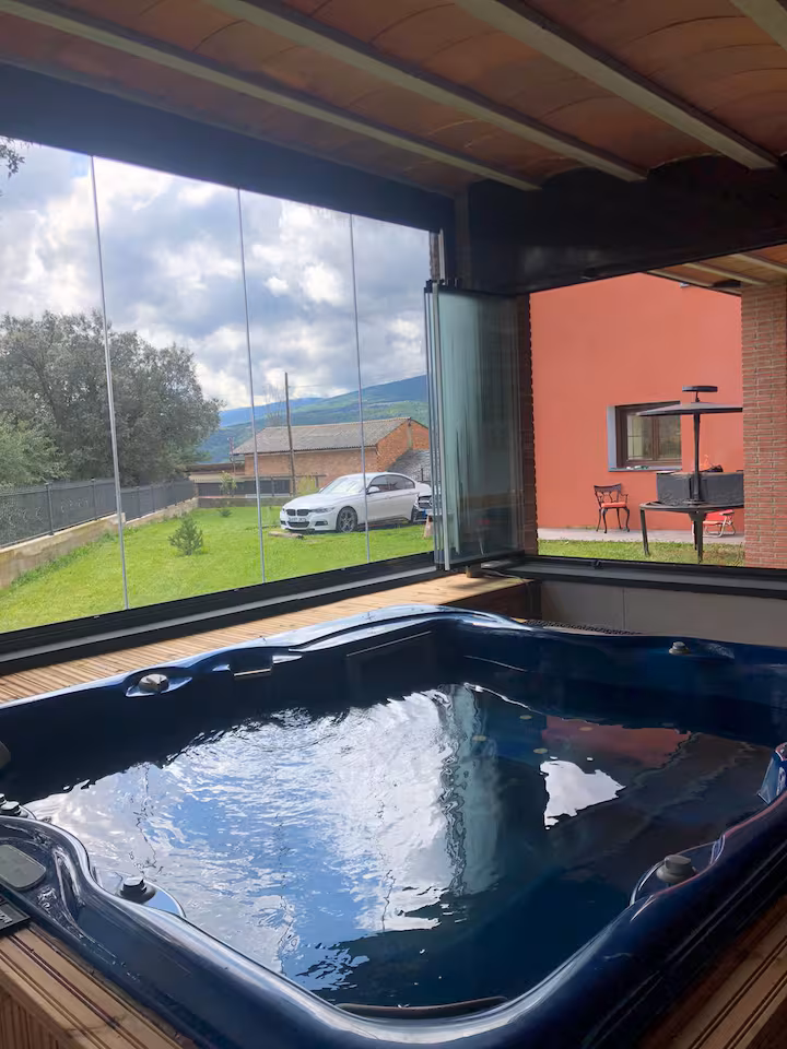 Jacuzzi